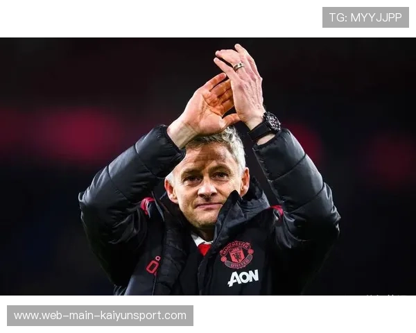 曼联弃用索帅重启卡里克时代，梦剧场气氛重燃，曼联开启大清洗计划!索帅将和6名球员摊牌谈判